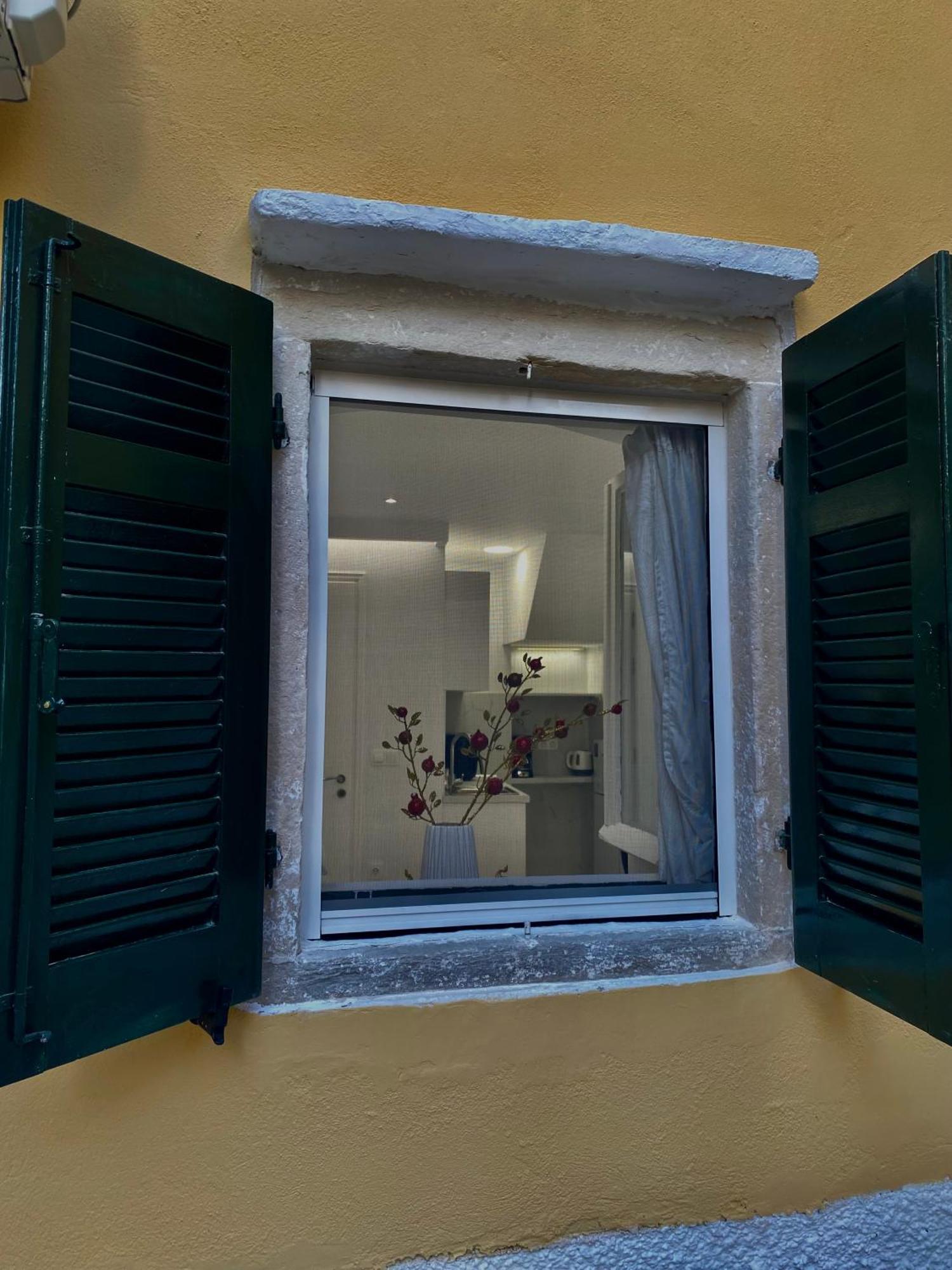 Corfu Port Art Studios Buitenkant foto